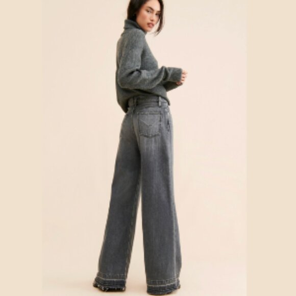 Jodie Loose Fit Wide Leg Jeans - 34 - Picture 4 of 8